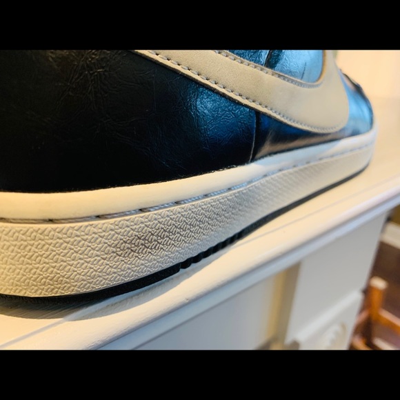 🏀🔥Nike Hi-Top🔥🏀 - Picture 8 of 9